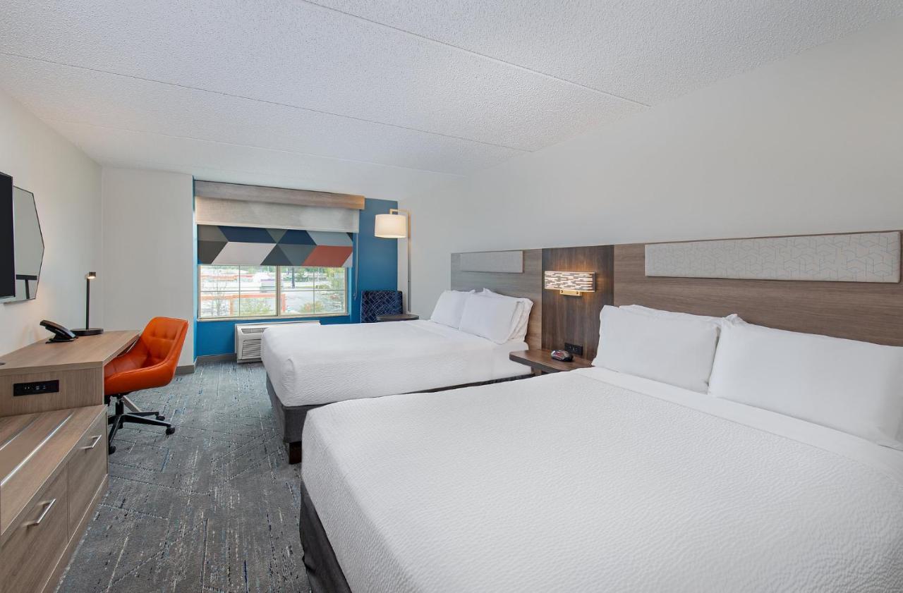 Holiday Inn Express & Suites Columbus At Northlake By Ihg Ngoại thất bức ảnh